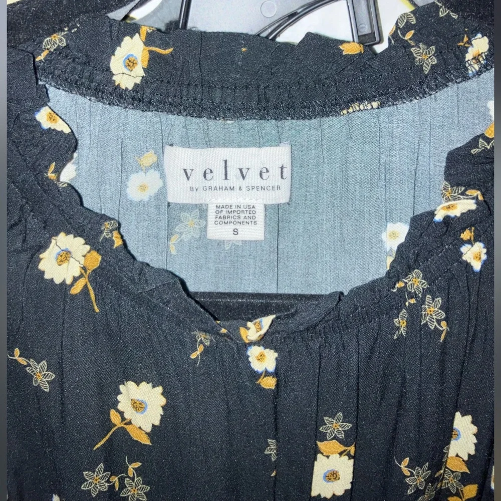 Velvet by Graham & Spencer Black Dress with Yellow Floral Pattern - Picture 9 of 11
